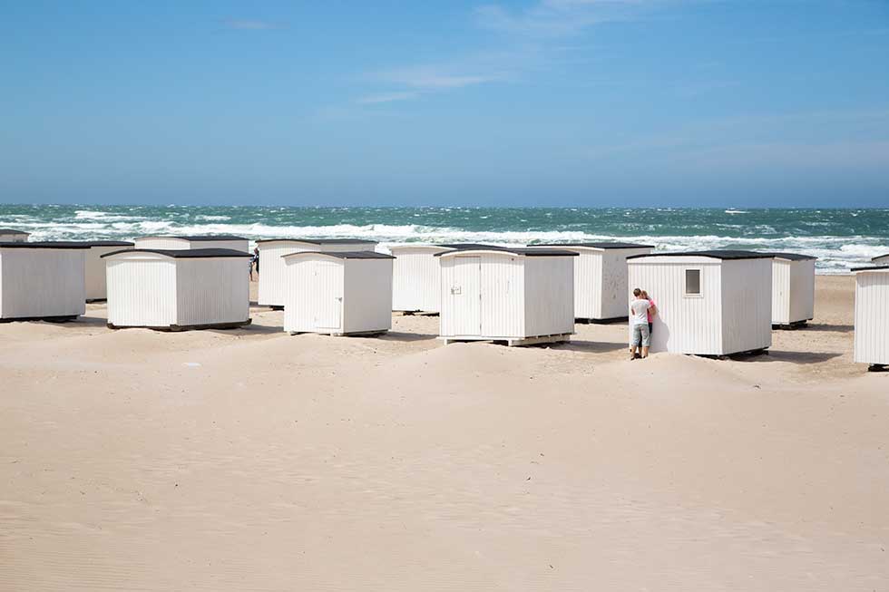 Badhytter på stranden i Lökken